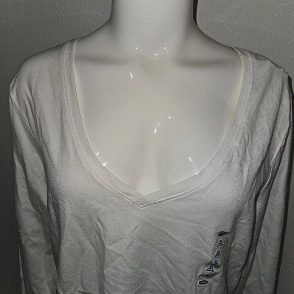NEW Old Navy Tee Long-Sleeve Shirt V-neck White Size XL READ AS IS - Picture 5 of 15